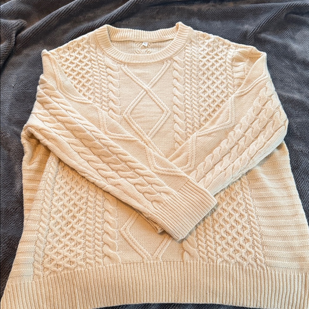 Women’s Cream Cable Knit Sweater